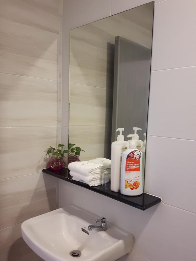 De Benz Inn Malacca Extérieur photo